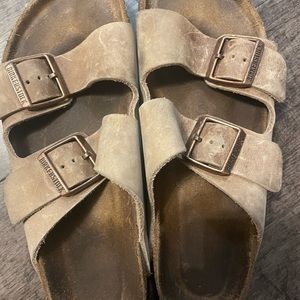 Birkenstock size 39. Read description